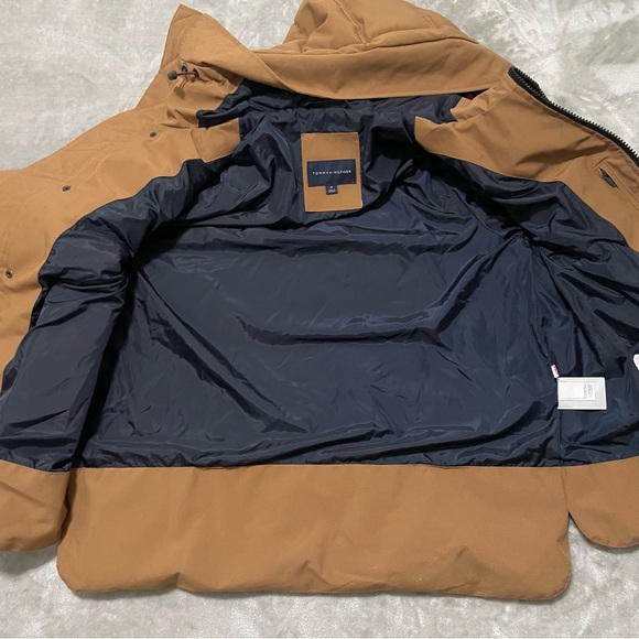 Tommy Hilfiger Tan Quilted Hooded Puffer Jacket Medium Winter Coat - Picture 2 of 12